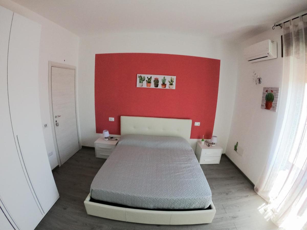 Cactus House Apartment Olbia Bagian luar foto
