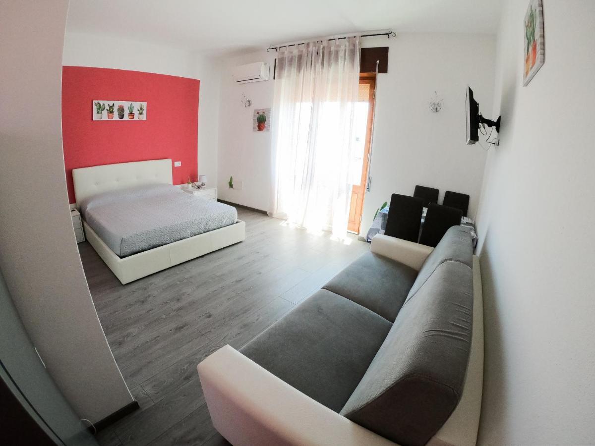 Cactus House Apartment Olbia Bagian luar foto